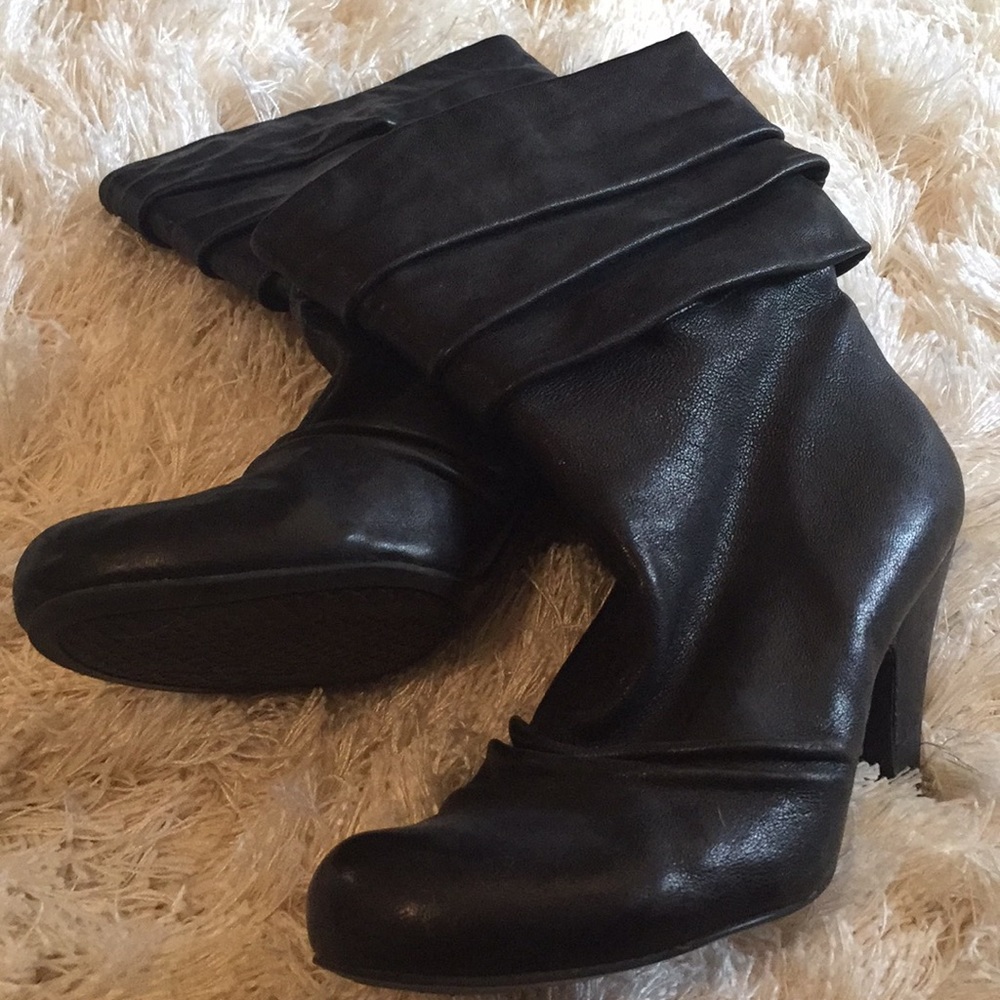 Jessica Simpson Slouchy Cornelia Booties!
